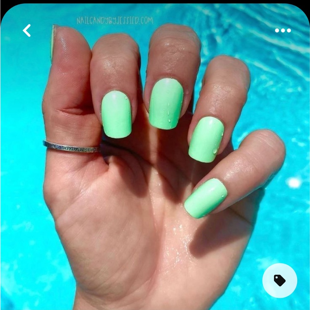*Retired* Color Street: Kilowatt | Neon Green Summer Bright Party Vacation Beach - Picture 2 of 10
